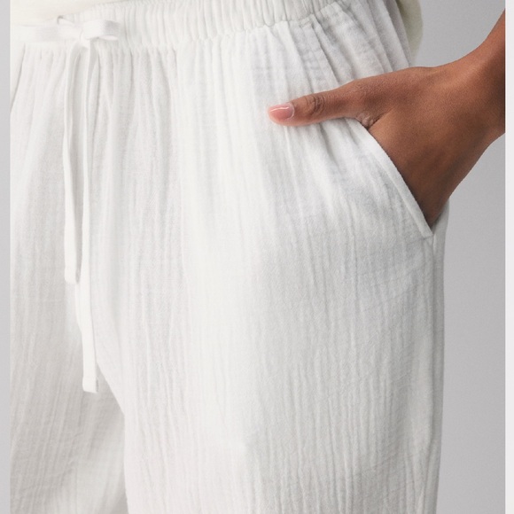 Aritzia Little Moon NWT
AirPlush Cotton™ Sail Pant, L - Picture 2 of 9